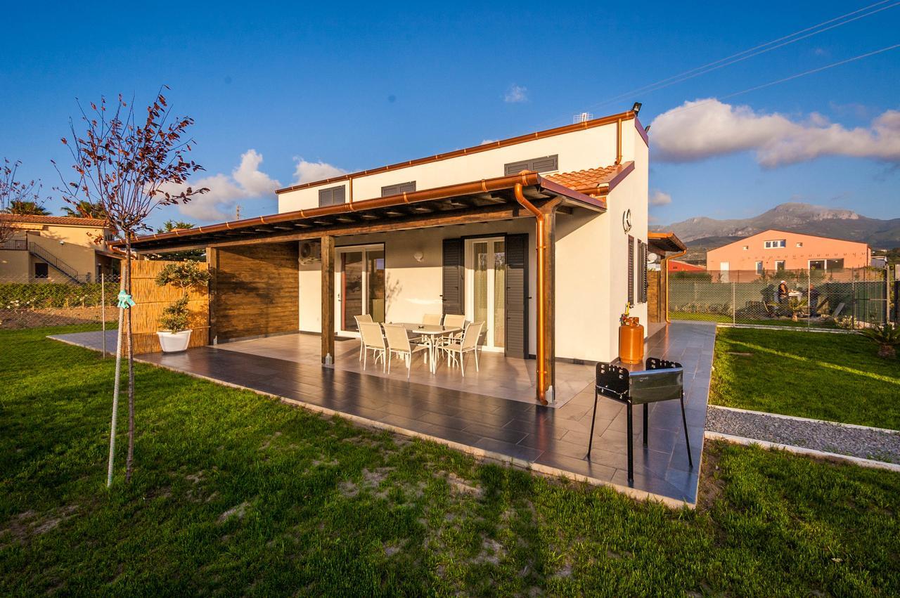 Villa Barbara...A 100 Passi Dal Mare!!!! لاسكاري المظهر الخارجي الصورة